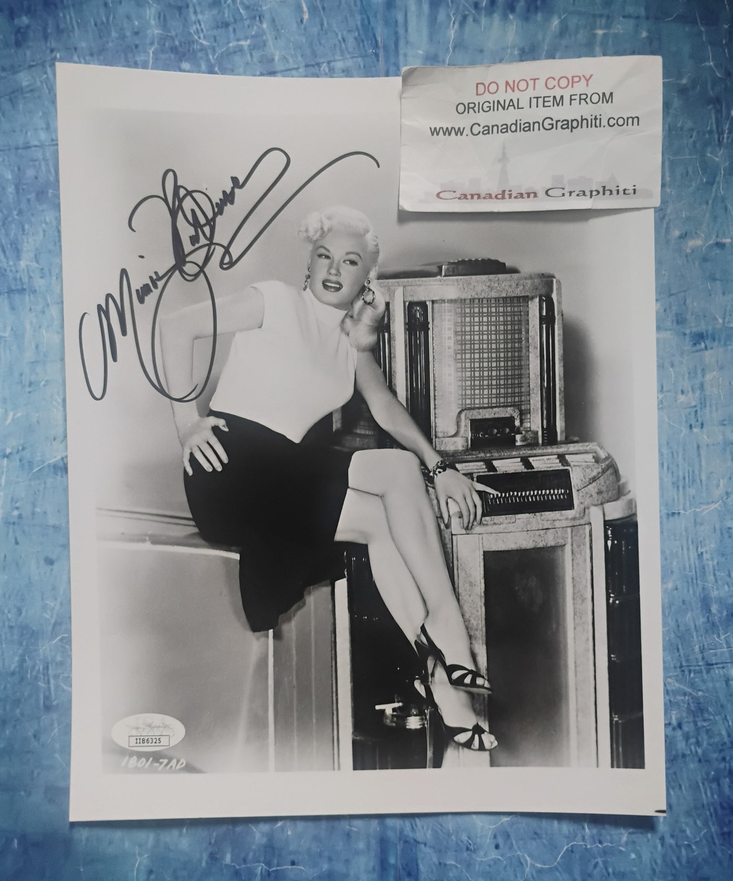 Mamie Van Doren Hand Signed Autograph 8x10 Photo JSA COA