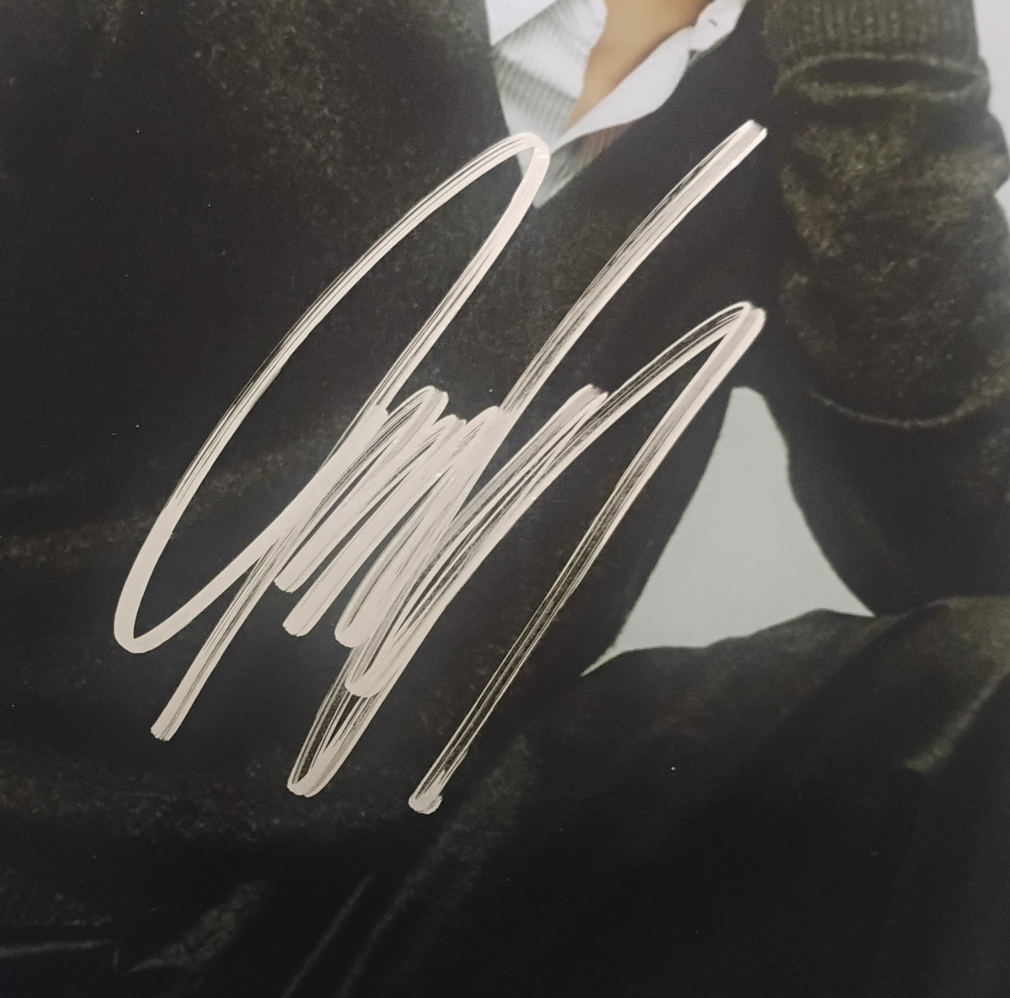 Charlie Heaton Hand Signed Autograph 8x10 Photo COA