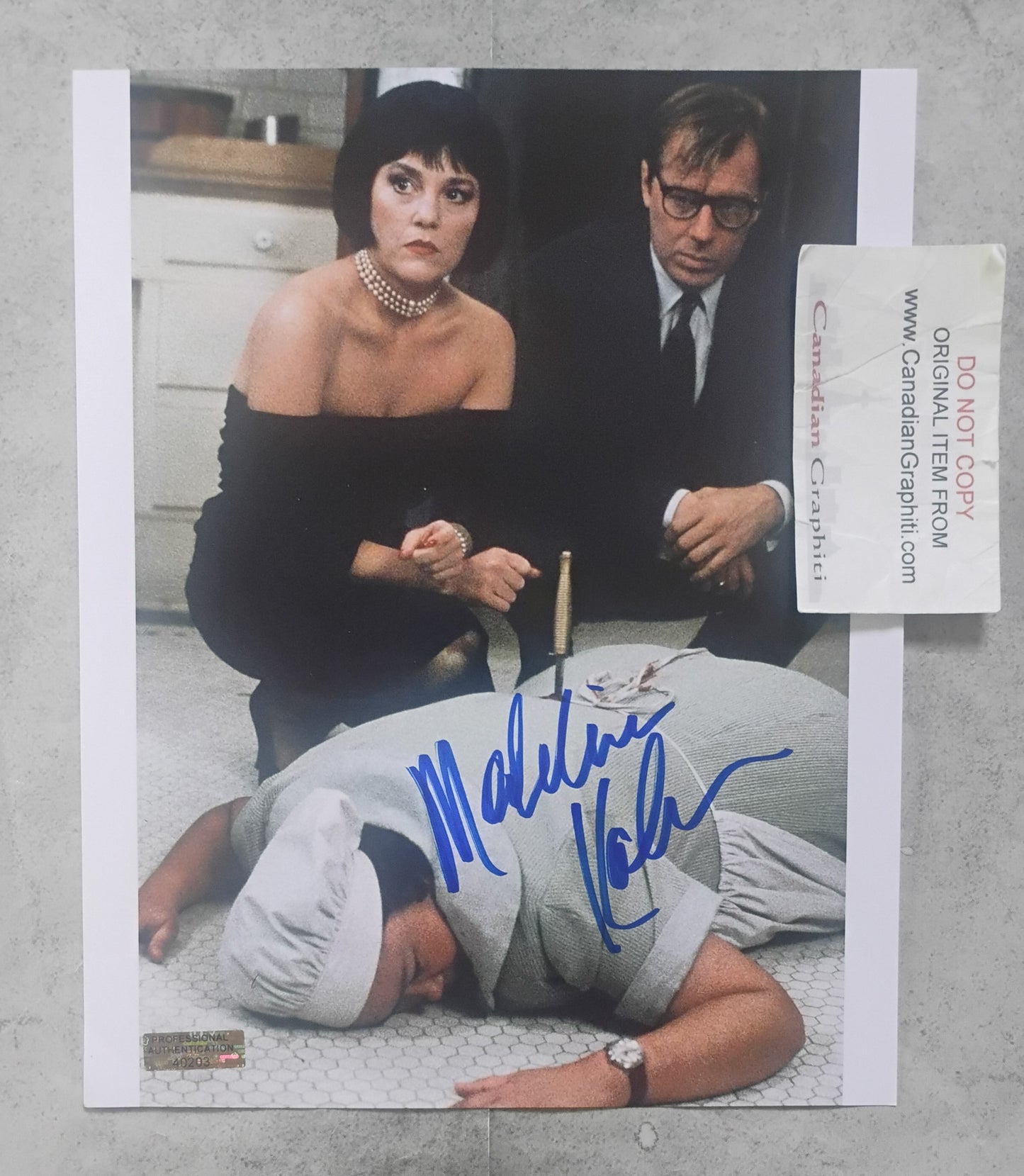 Madeline Kahn Hand Signed Autograph 8x10 Photo COA Clue