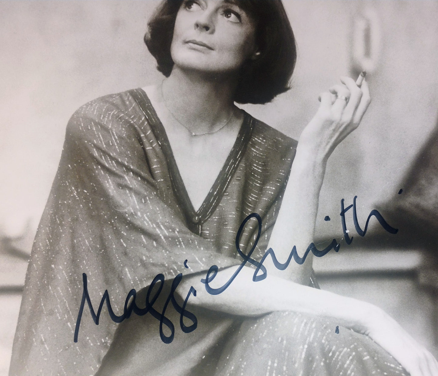 Maggie Smith Hand Signed Autograph 8x10 Photo JSA COA