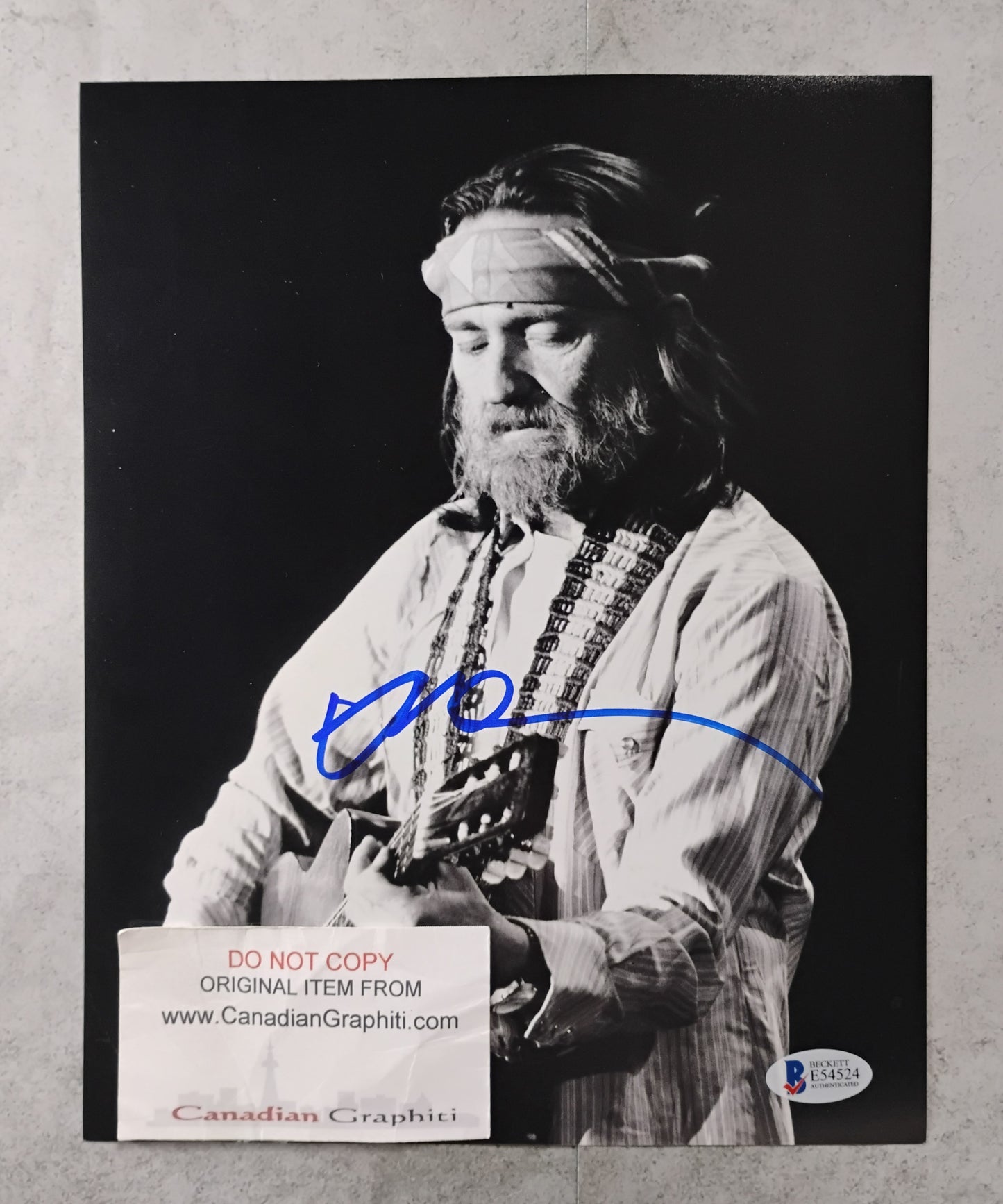Willie Nelson Hand Signed Autograph 8x10 Photo BAS COA