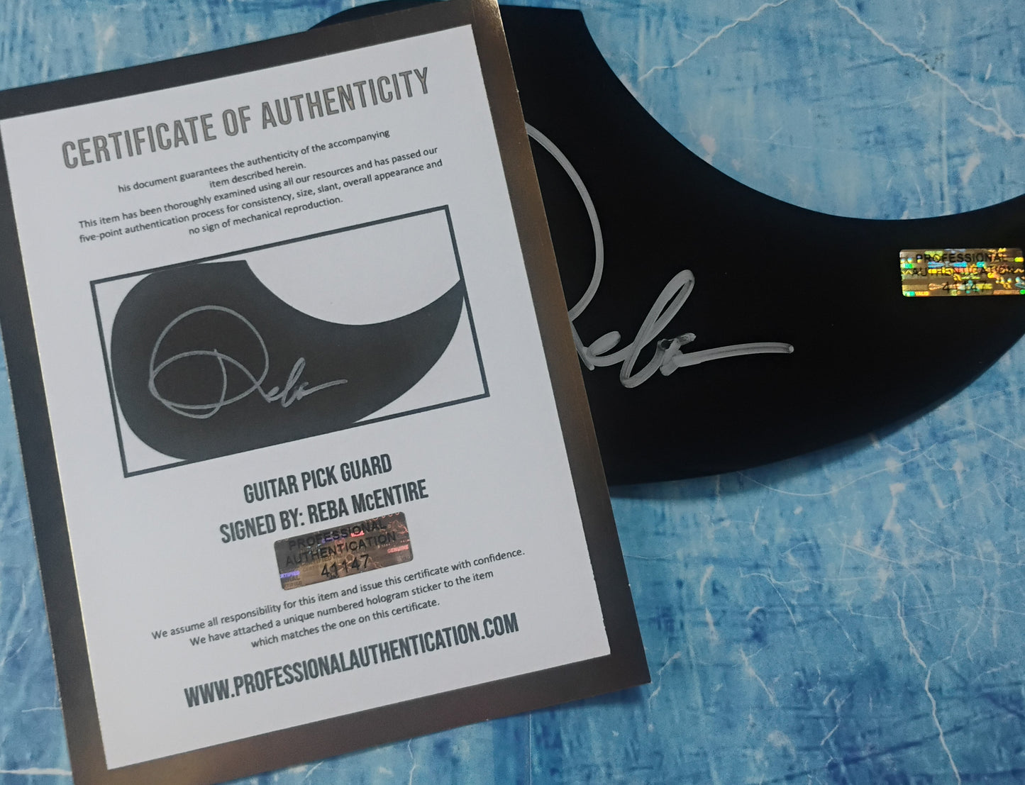 Reba McEntire Hand Signed Autograph Guitar Pick Guard COA