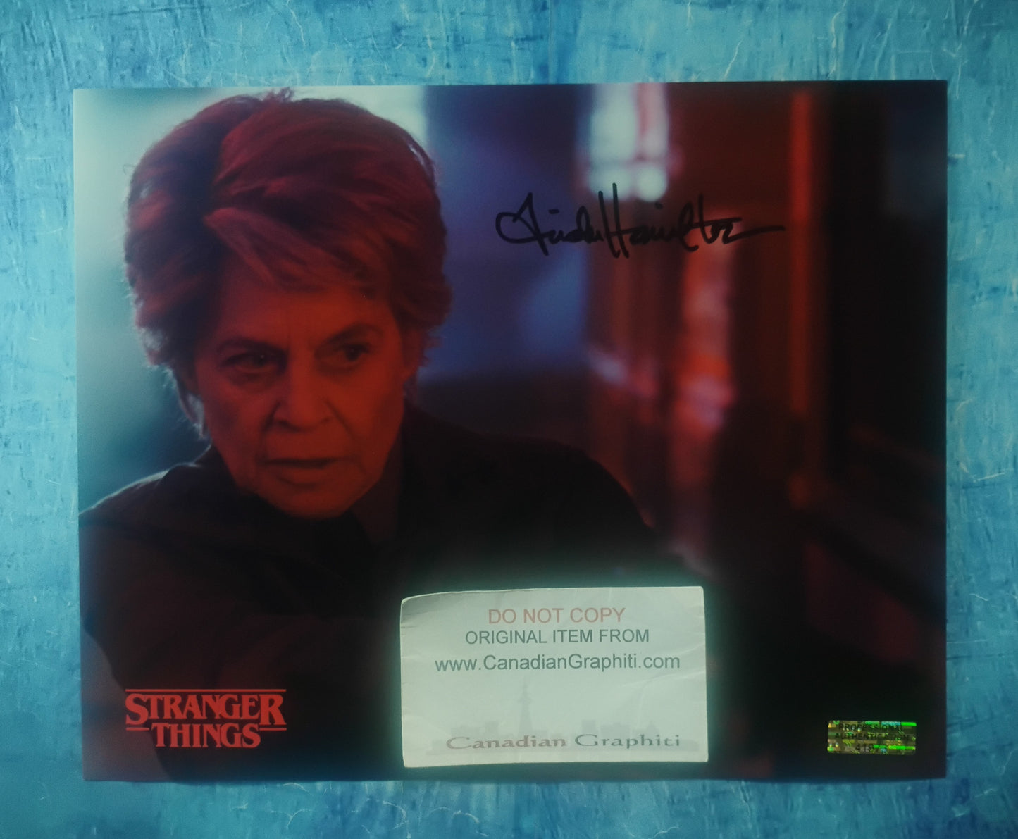 Linda Hamilton Hand Signed Autograph 8x10 Photo COA Stranger Things