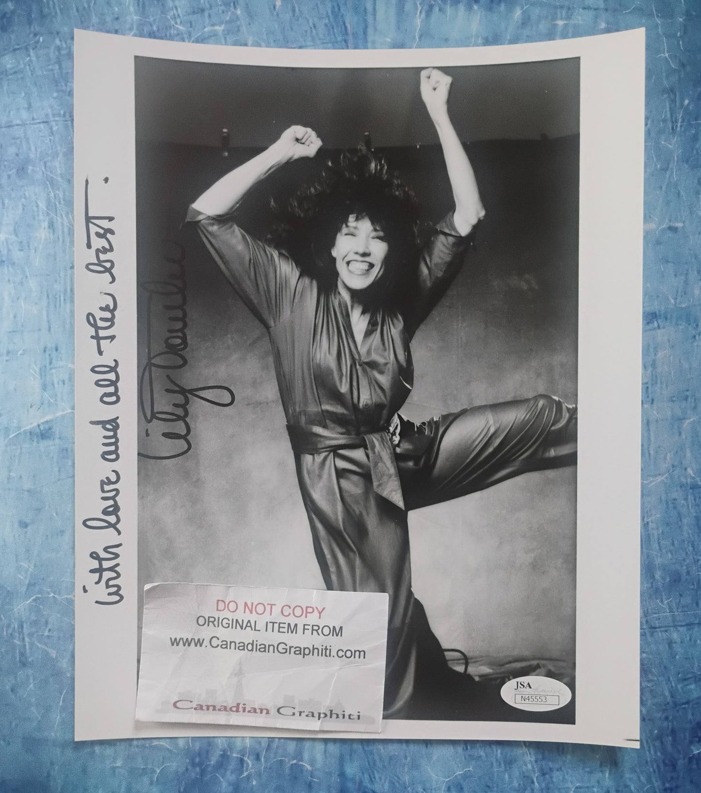 Lily Tomlin Hand Signed Autograph 8x10 Photo JSA COA