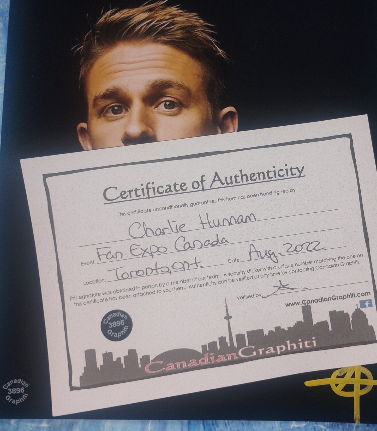 Charlie Hunnam Hand Signed Autograph 8x10 Photo COA