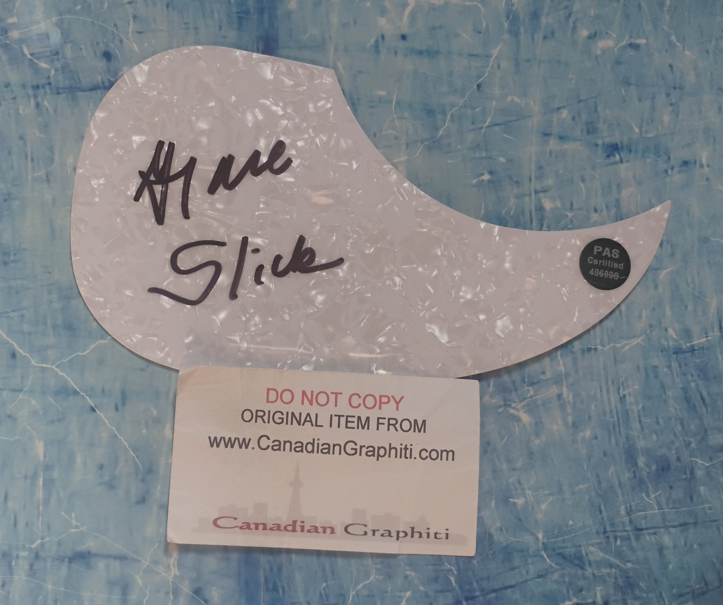 Grace Slick Hand Signed Autograph Guitar Pick Guard COA