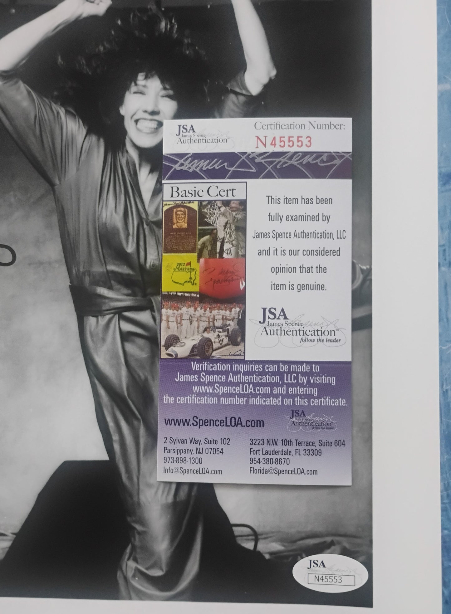 Lily Tomlin Hand Signed Autograph 8x10 Photo JSA COA
