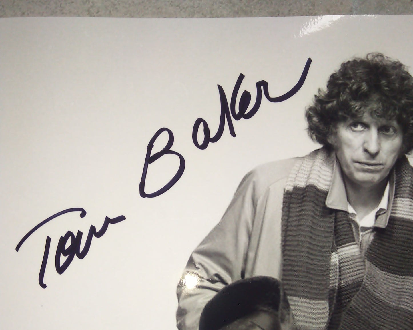 Tom Baker Hand Signed Autograph 8x10 Photo COA Doctor Who