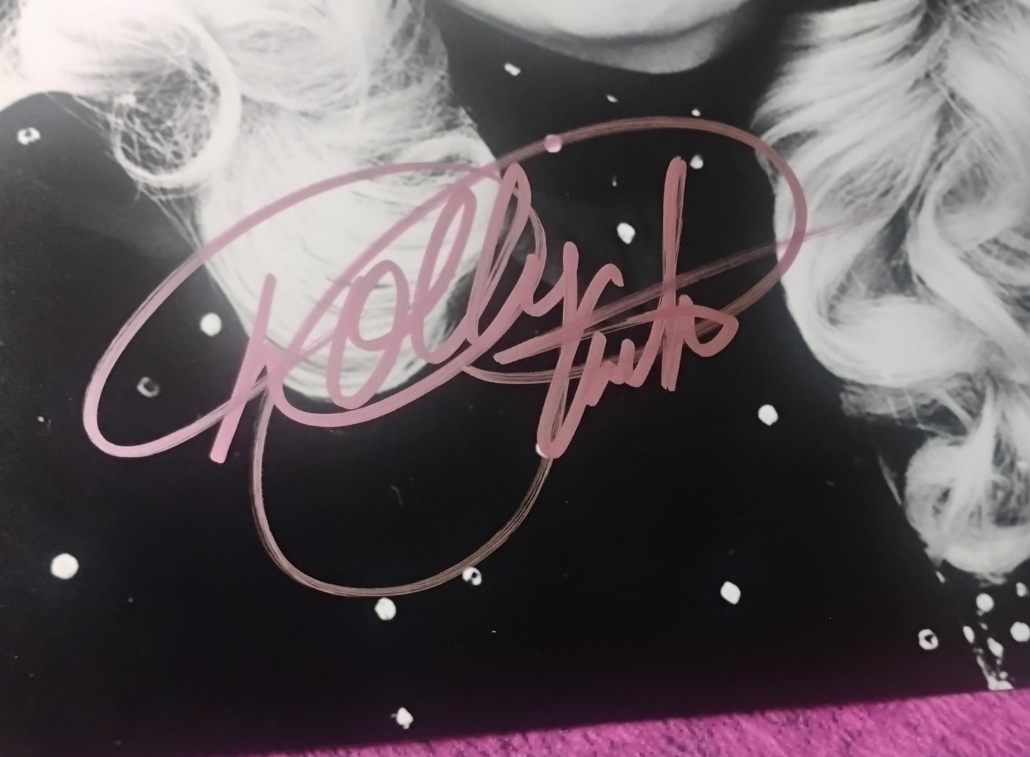 Dolly Parton Hand Signed Autograph 8x10 Photo COA