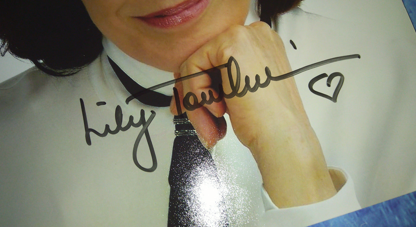 Lily Tomlin Hand Signed Autograph 8x10 Photo BAS COA