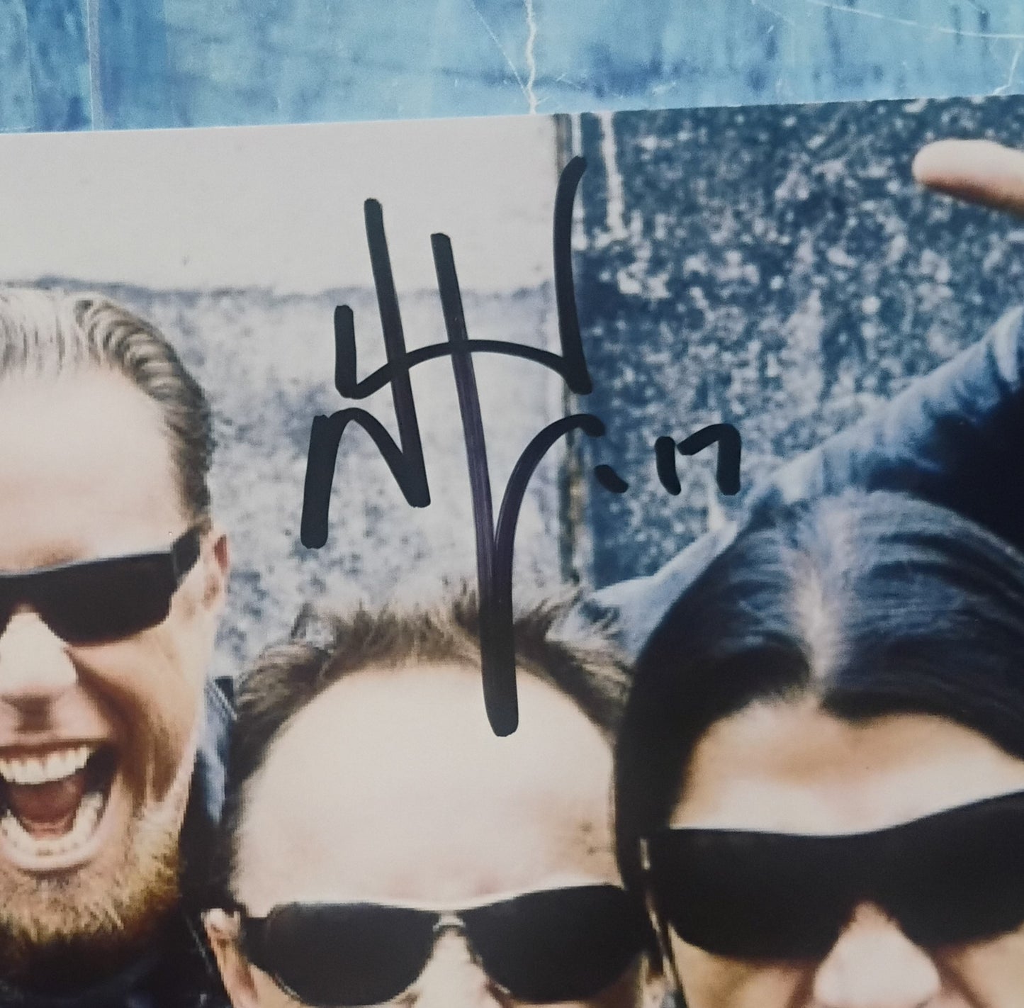 Metallica Hand Signed Autograph 8x10 Photo COA James Hetfield, Kirk Hammett, Robert Trujillo & Lars Ulrich