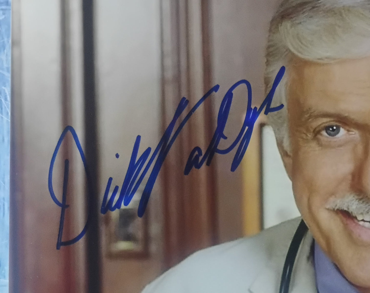 Dick Van Dyke Hand Signed Autograph 8x10 Photo COA Diagnosis Murder