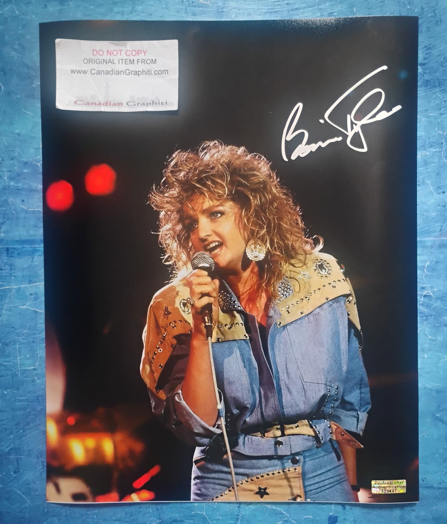 Bonnie Tyler Hand Signed Autograph 11x14 Photo COA