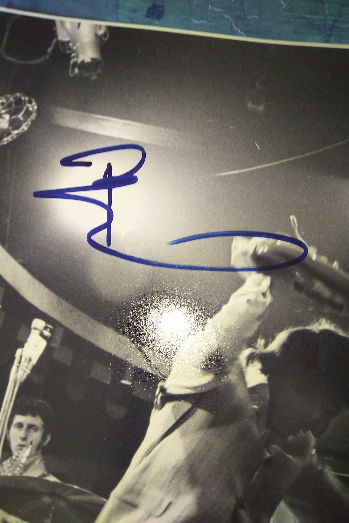 Pete Townshend Hand Signed Autograph 11x14 Photo PSA COA The Who