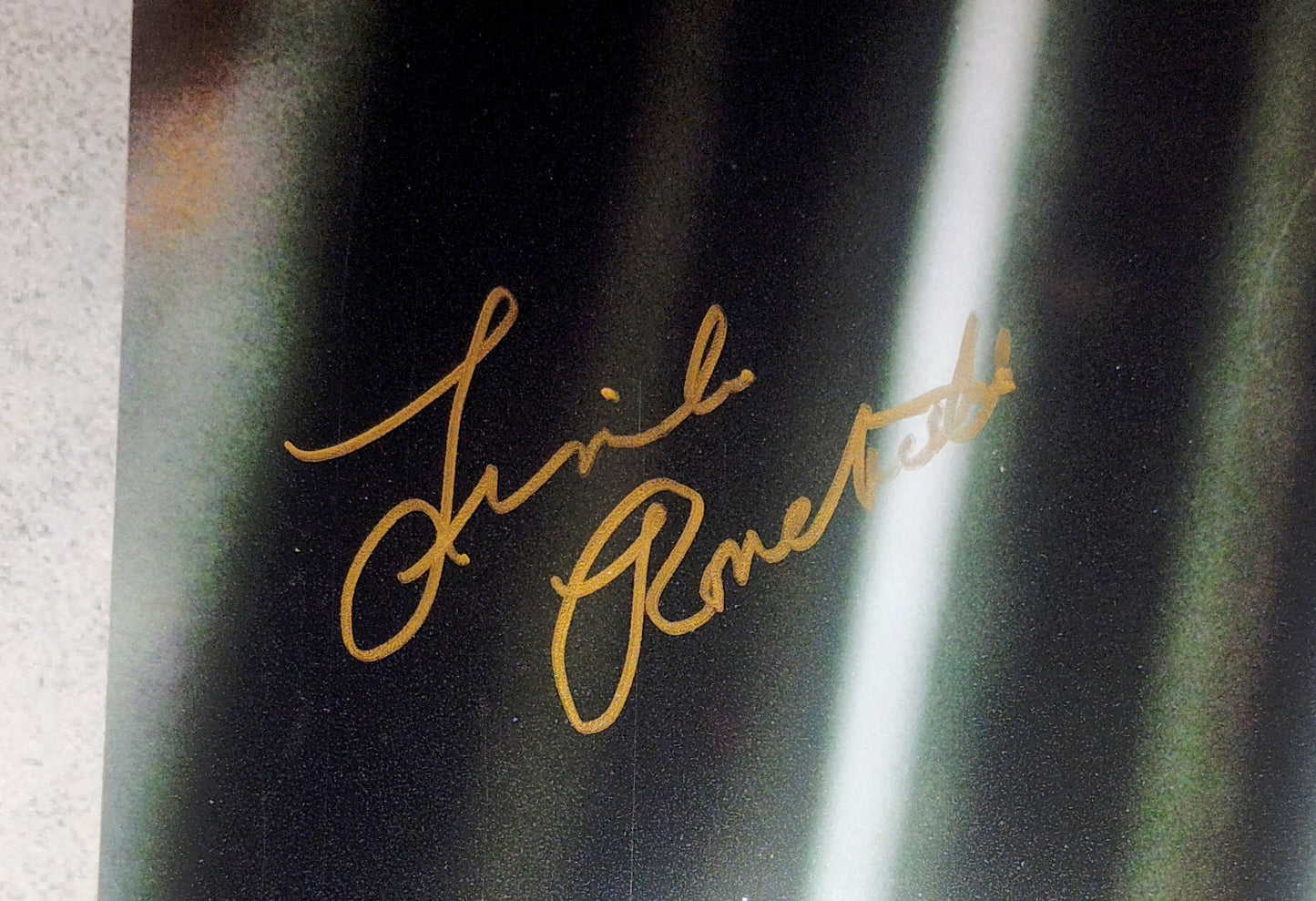 Linda Ronstadt Hand Signed Autograph 11x14 Photo JSA COA