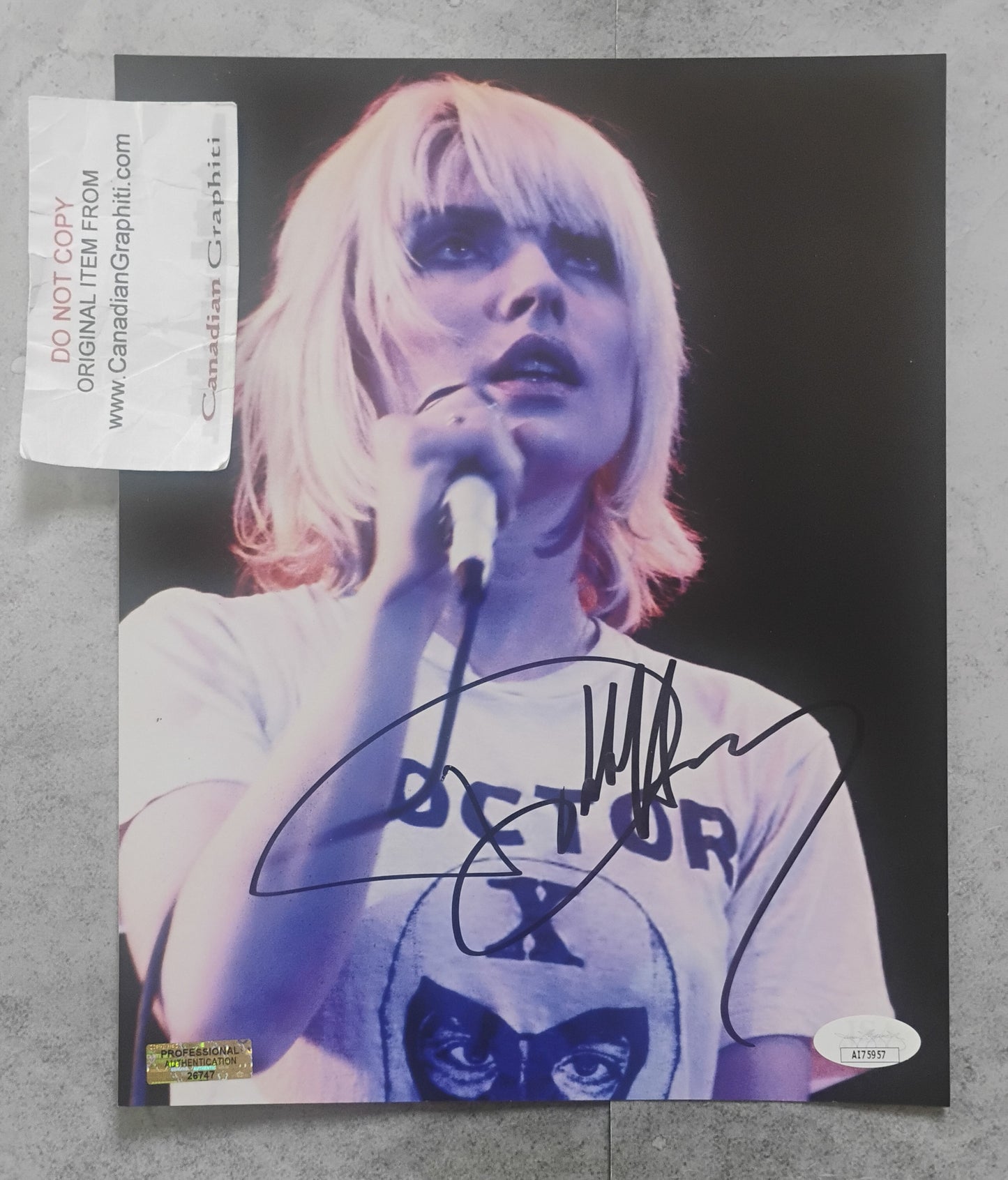 Debbie Harry Hand Signed Autograph 8x10 Photo JSA COA