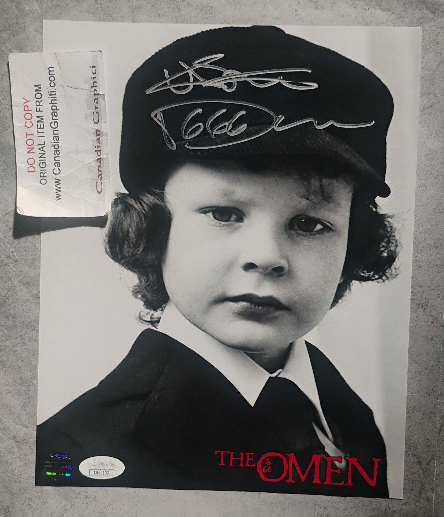 Harvey Stephens Hand Signed Autograph 8x10 Photo JSA COA The Omen