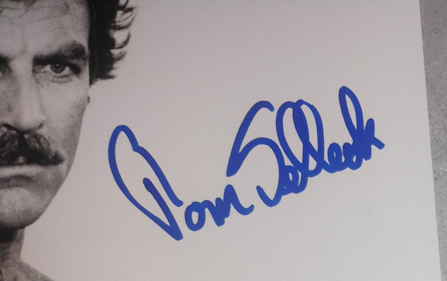 Tom Selleck Hand Signed Autograph 8x10 Photo OPix COA Magnum P.I.