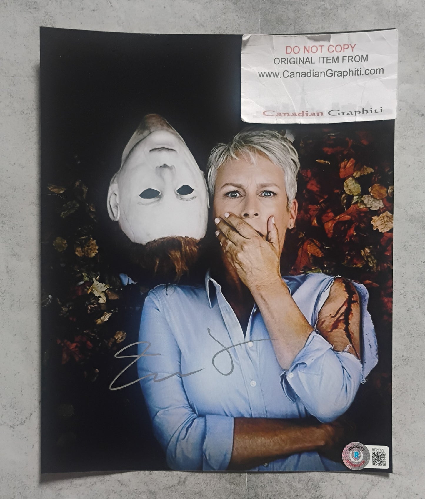 Jamie Lee Curtis Hand Signed Autograph 8x10 Photo BAS COA Halloween