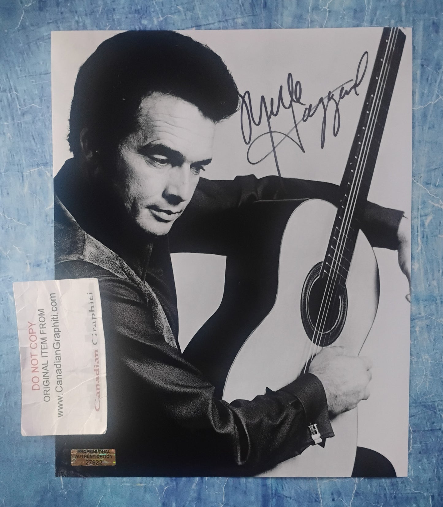 Merle Haggard Hand Signed Autograph 8x10 Photo COA