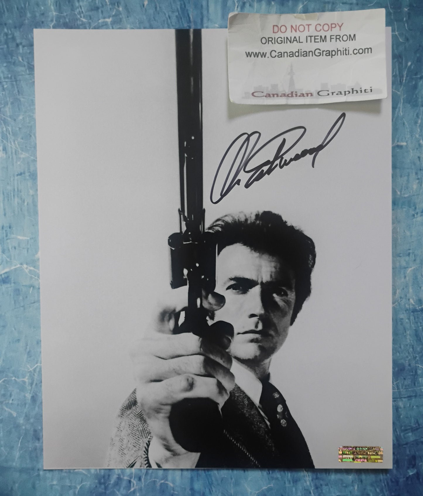 Clint Eastwood Hand Signed Autograph 8x10 Photo COA