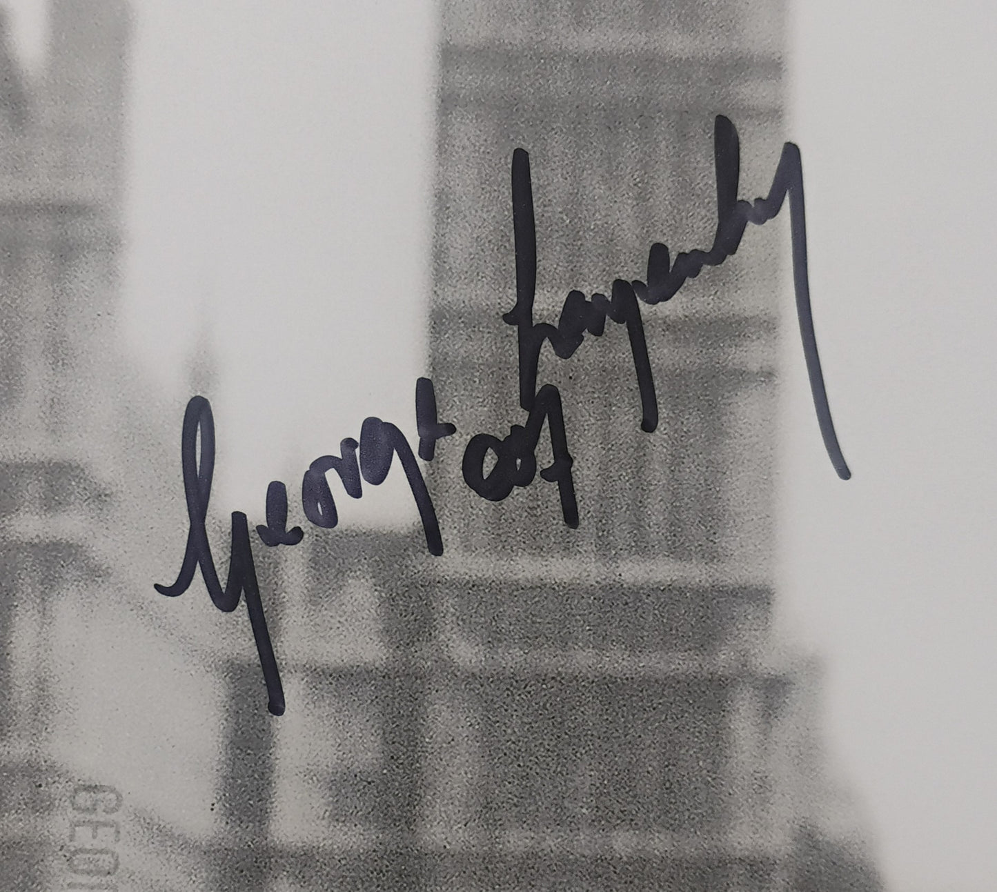 George Lazenby Hand Signed Autograph 8x10 Photo JSA COA James Bond