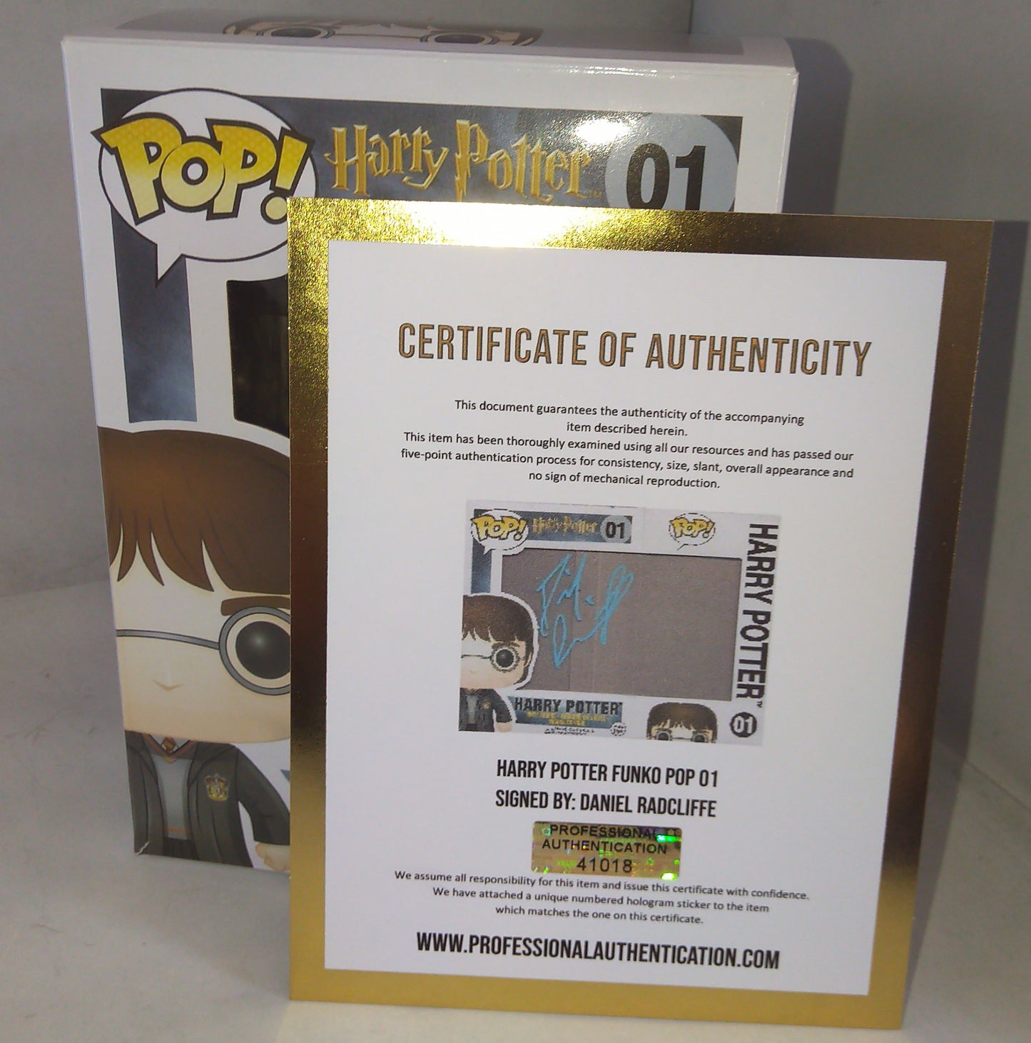 Daniel Radcliffe Hand Signed Autograph Harry Potter Funko Pop COA