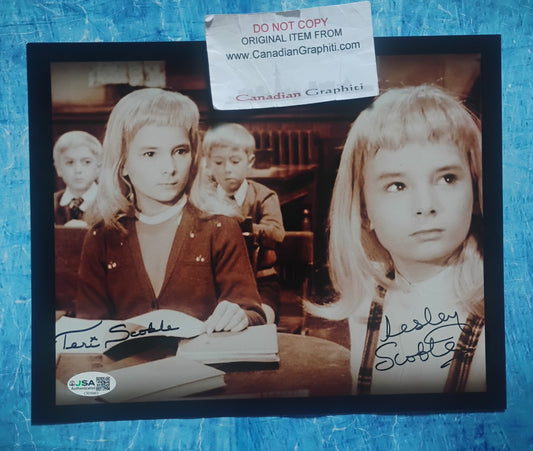 Teri & Lesley Scoble Hand Signed Autograph 8x10 Photo COA Village Of The Damned