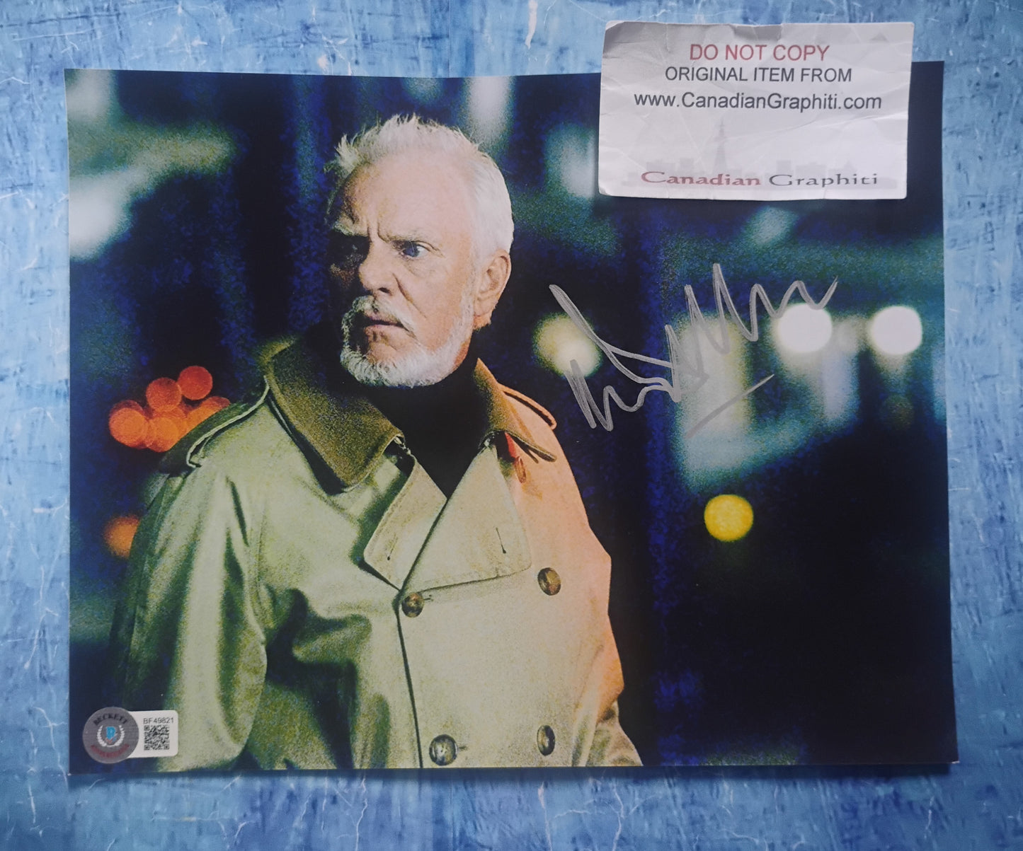 Malcolm McDowell Hand Signed Autograph 8x10 Photo BAS COA