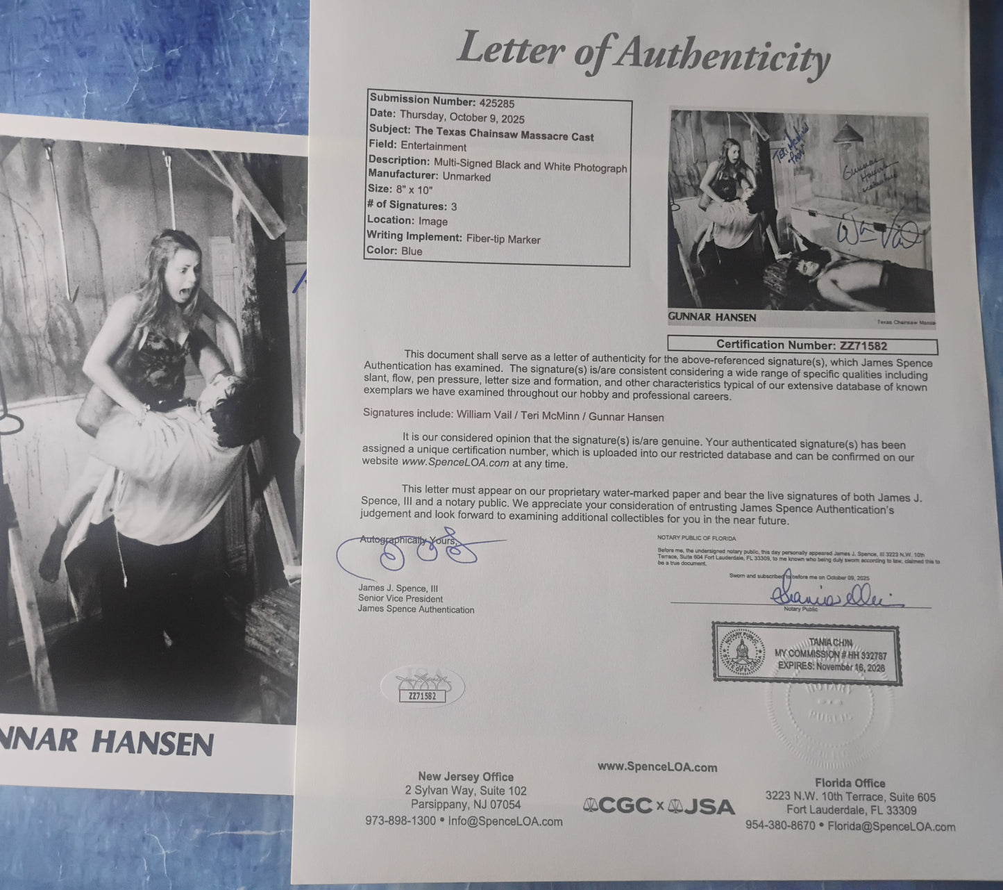 Gunnar Hansen, Teri McMinn & William Vail Hand Signed Autograph 8x10 Photo JSA COA Texas Chainsaw Massacre