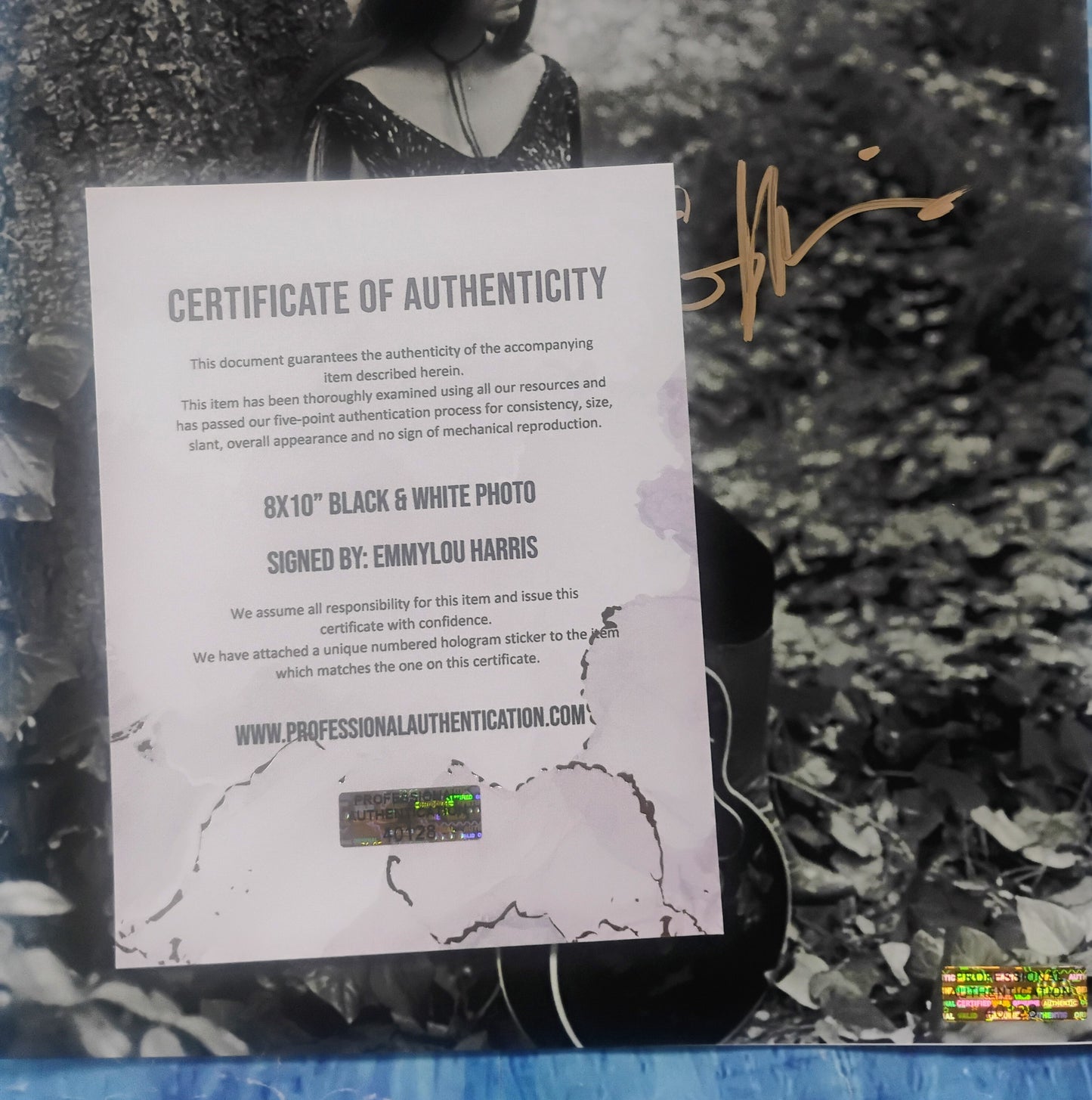 Emmylou Harris Hand Signed Autograph 8x10 Photo COA