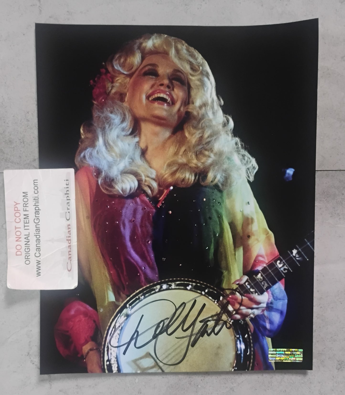 Dolly Parton Hand Signed Autograph 8x10 Photo COA