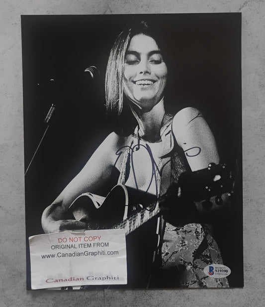 Emmylou Harris Hand Signed Autograph 8x10 Photo BAS COA