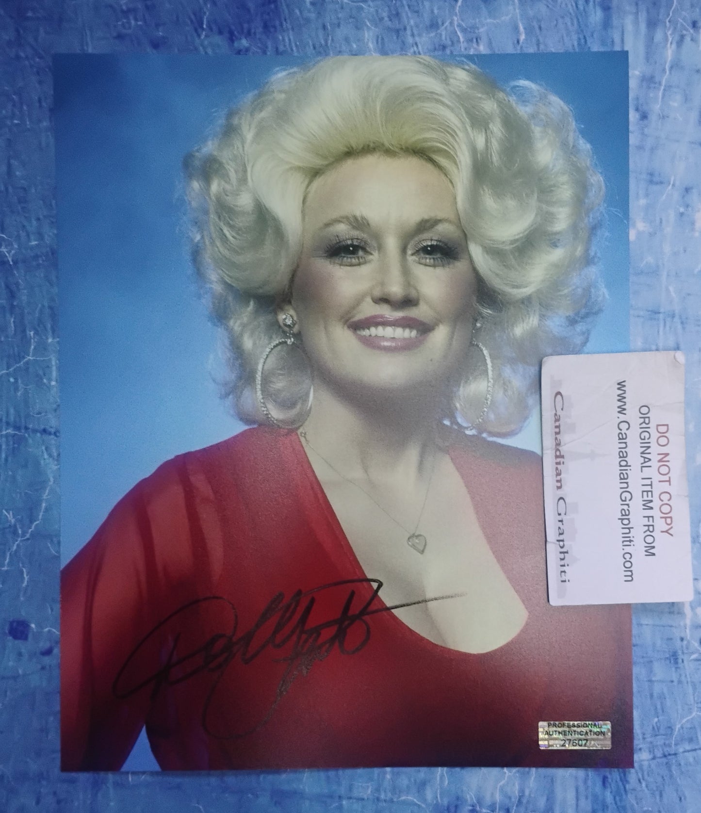 Dolly Parton Hand Signed Autograph 8x10 Photo COA