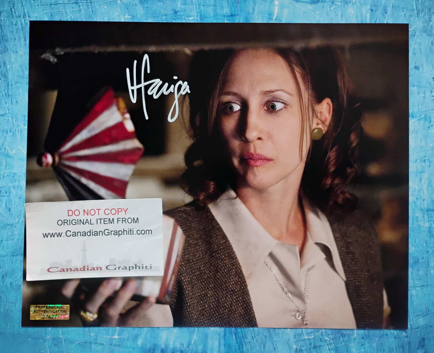Vera Farmiga Hand Signed Autograph 8x10 Photo COA The Conjuring