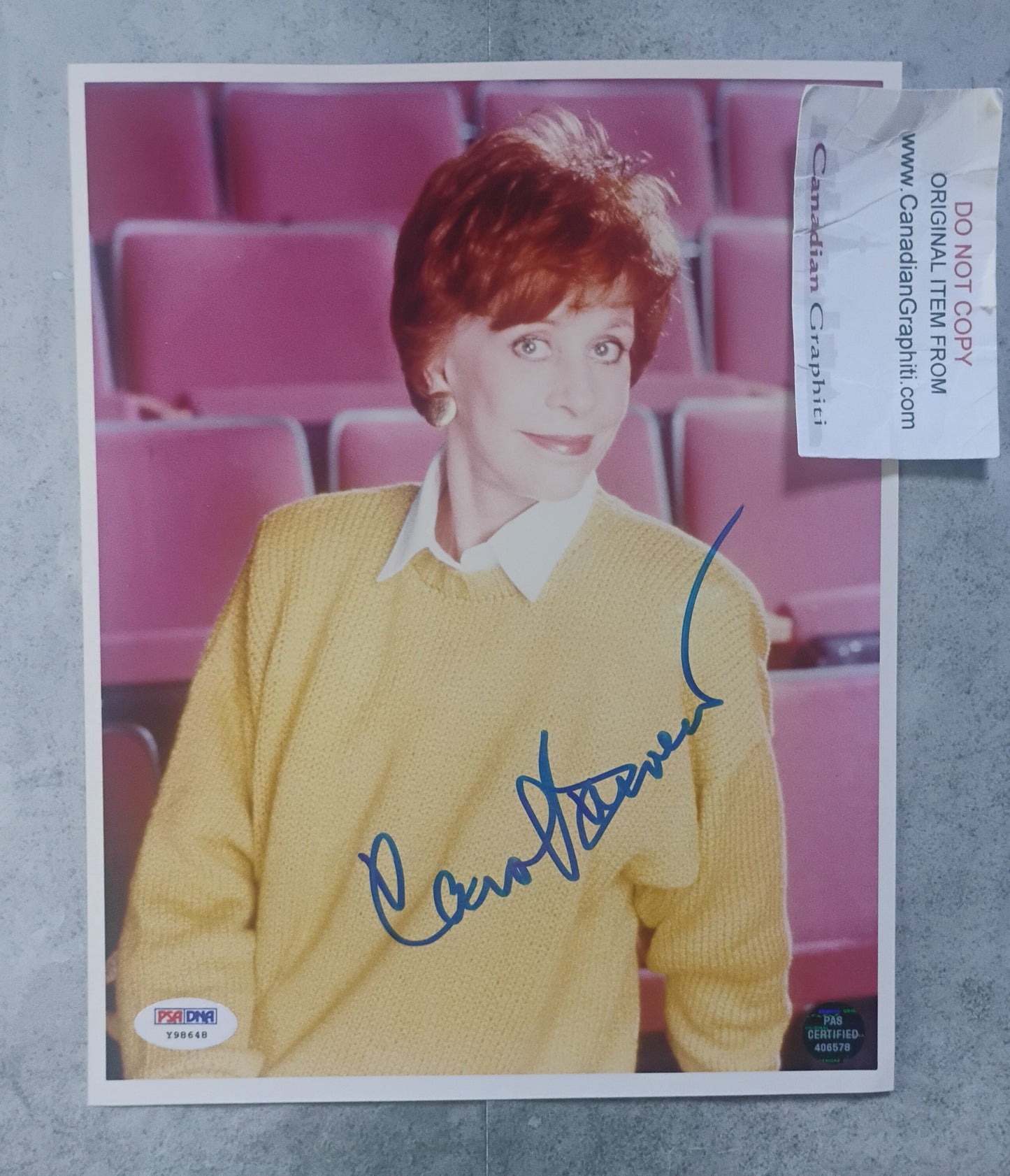 Carol Burnett Hand Signed Autograph 8x10 Photo PSA COA