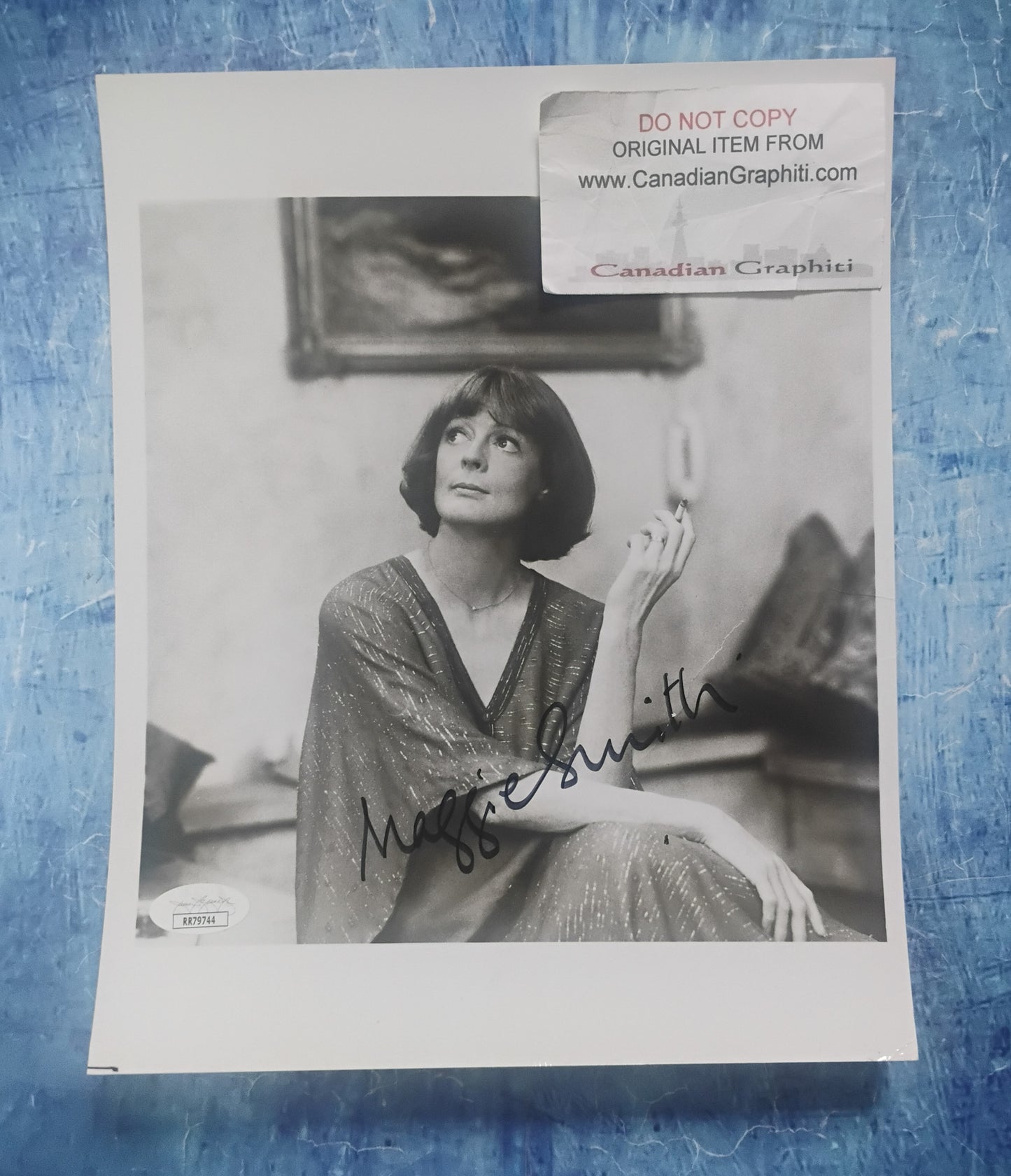 Maggie Smith Hand Signed Autograph 8x10 Photo JSA COA