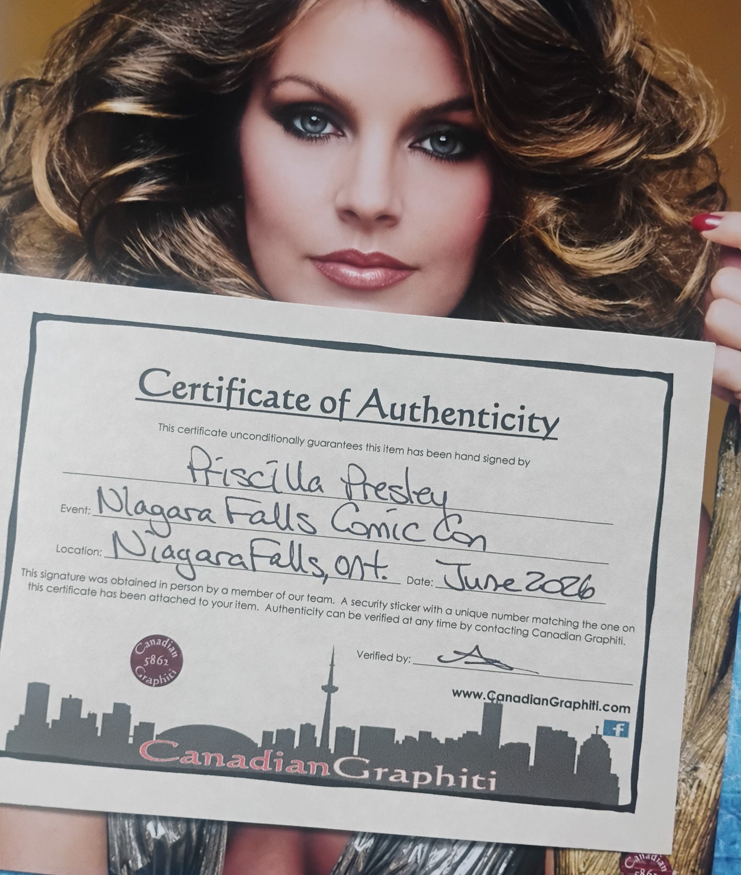 Priscilla Presley Hand Signed Autograph 8x10 Photo COA