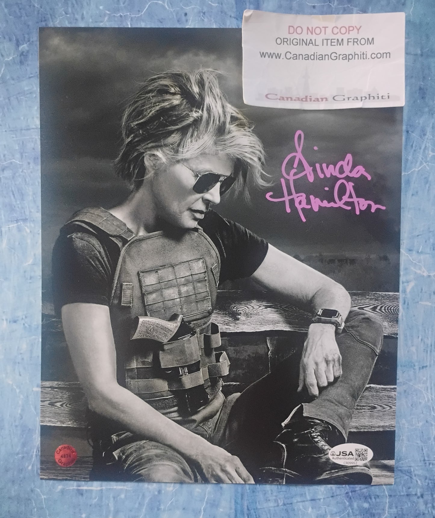 Linda Hamilton Hand Signed Autograph 8x10 Photo JSA COA The Terminator