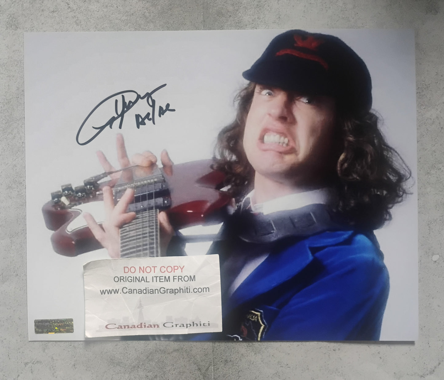 Angus Young AC/DC Hand Signed Autograph 8x10 Photo COA