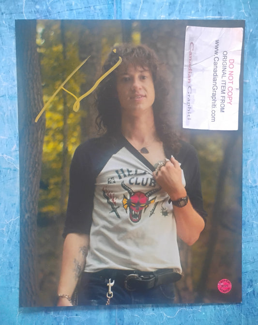 Joseph Quinn Hand Signed Autograph 8X10 Photo COA Stranger Things