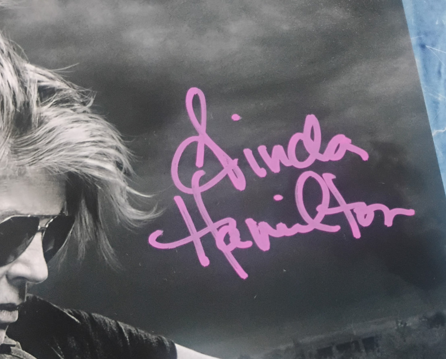Linda Hamilton Hand Signed Autograph 8x10 Photo JSA COA The Terminator
