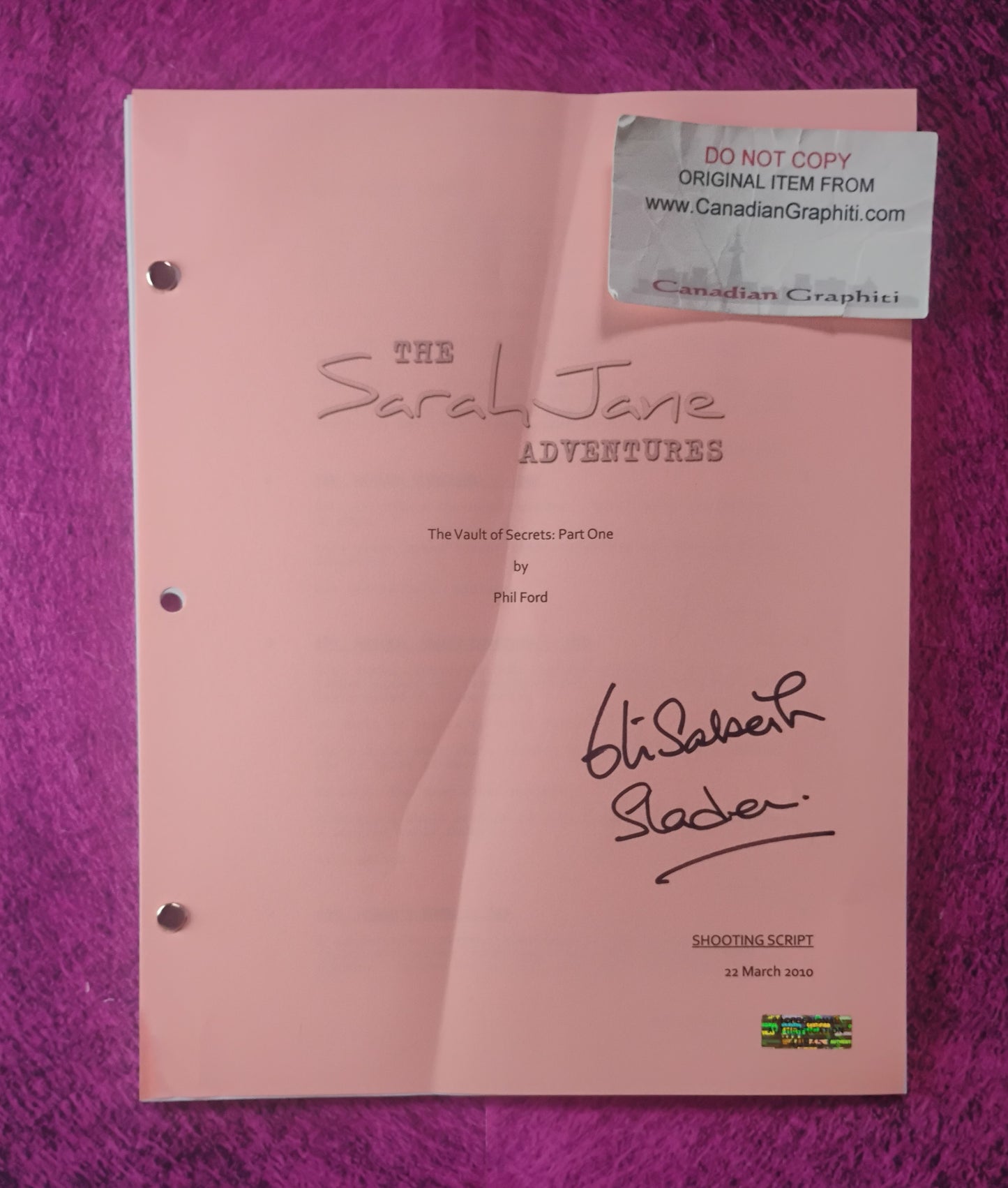Elisabeth Sladen Hand Signed Autograph The Sarah Jane Adventures Script COA