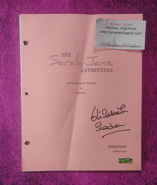 Elisabeth Sladen Hand Signed Autograph The Sarah Jane Adventures Script COA