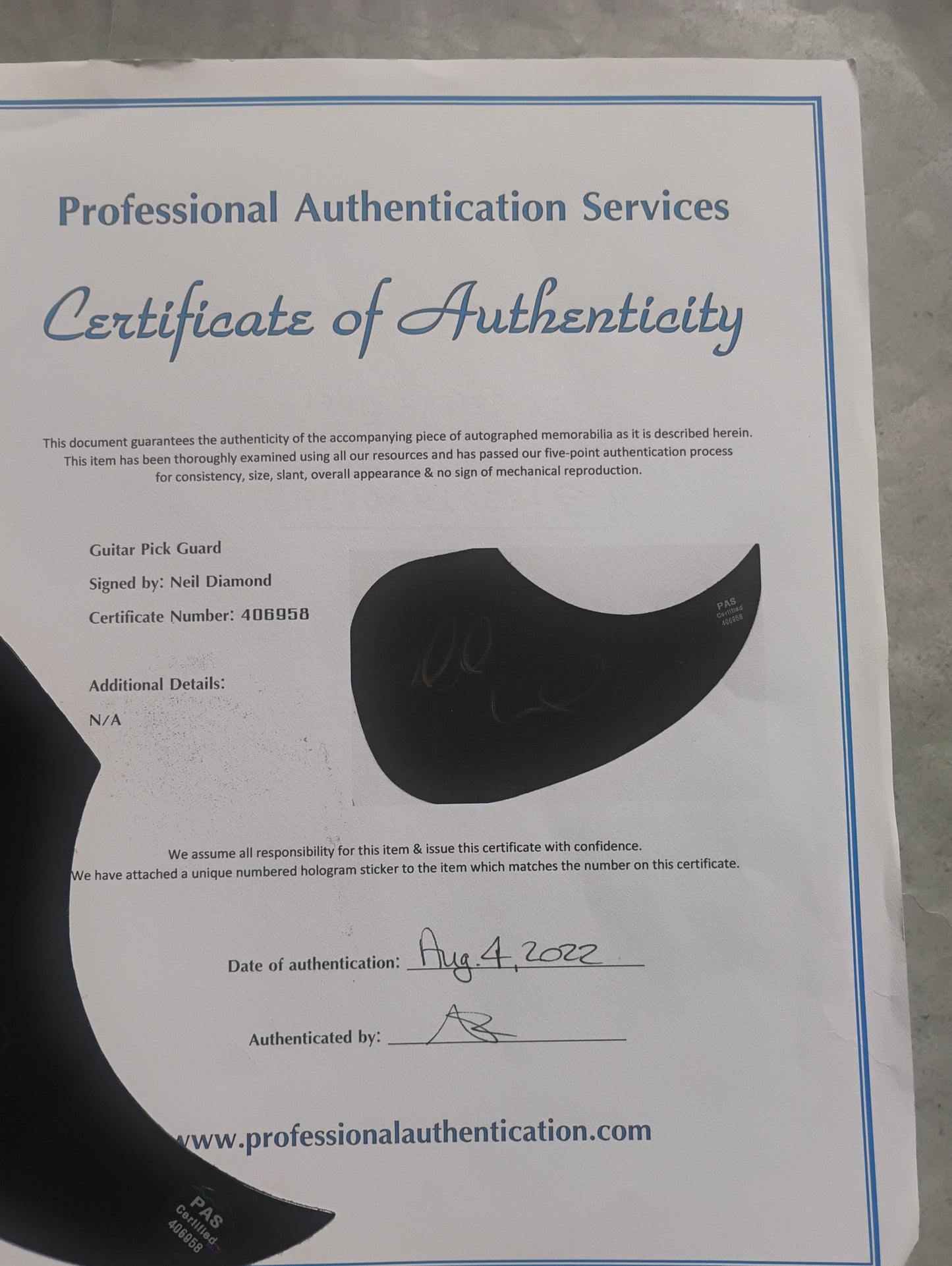 Neil Diamond Hand Signed Autograph Guitar Pick Guard COA