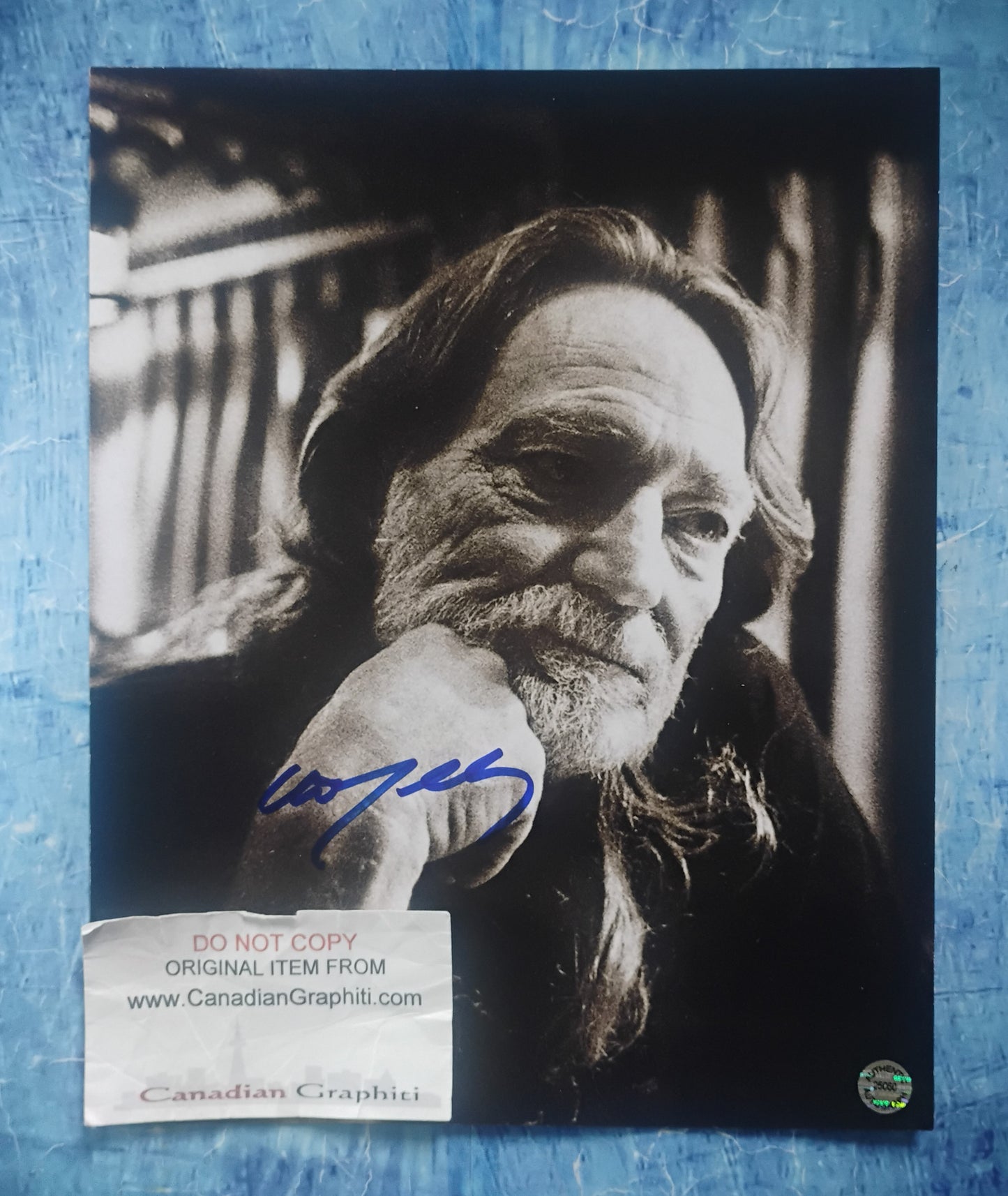 Willie Nelson Hand Signed Autograph 8x10 Photo COA
