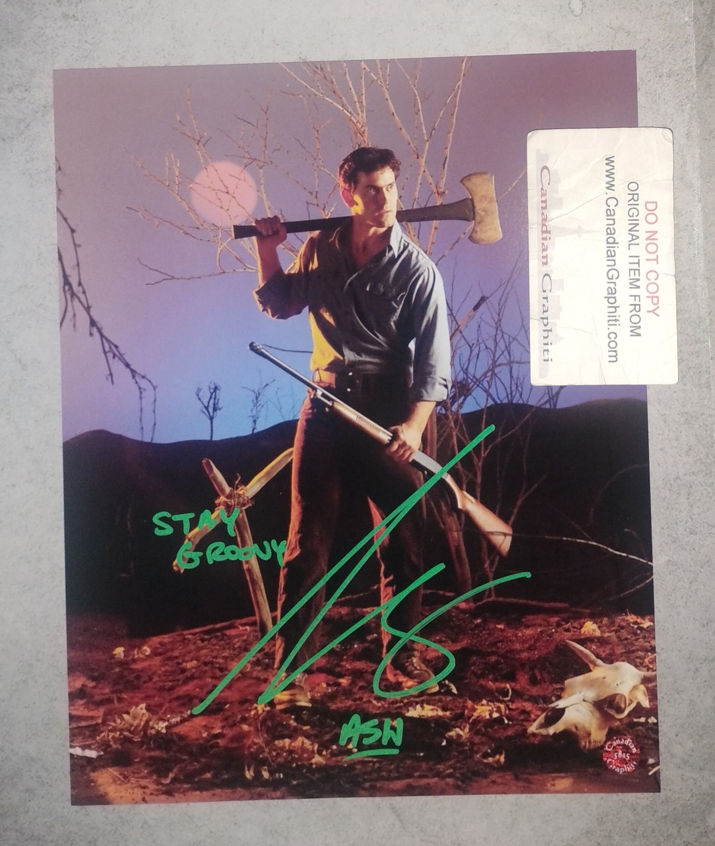 Bruce Campbell Hand Signed Autograph 8x10 Photo COA Evil Dead