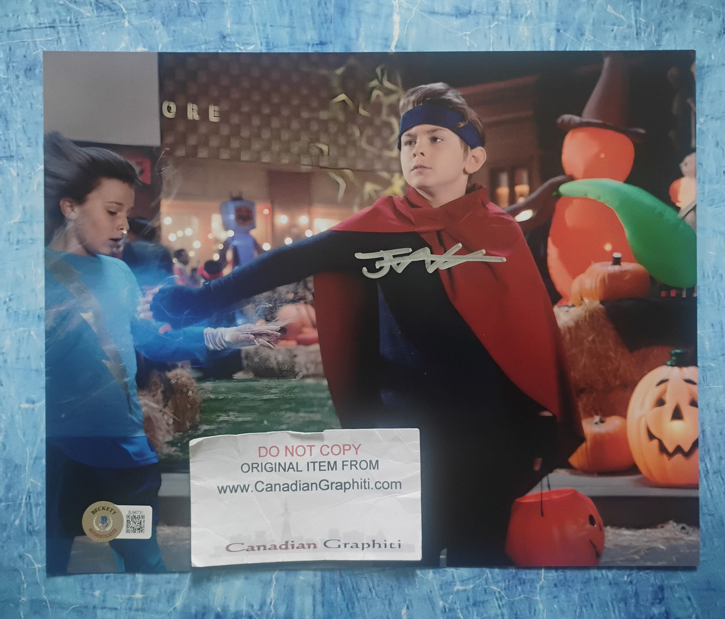 Julian Hilliard Hand Signed Autograph 8x10 Photo BAS COA WandaVision