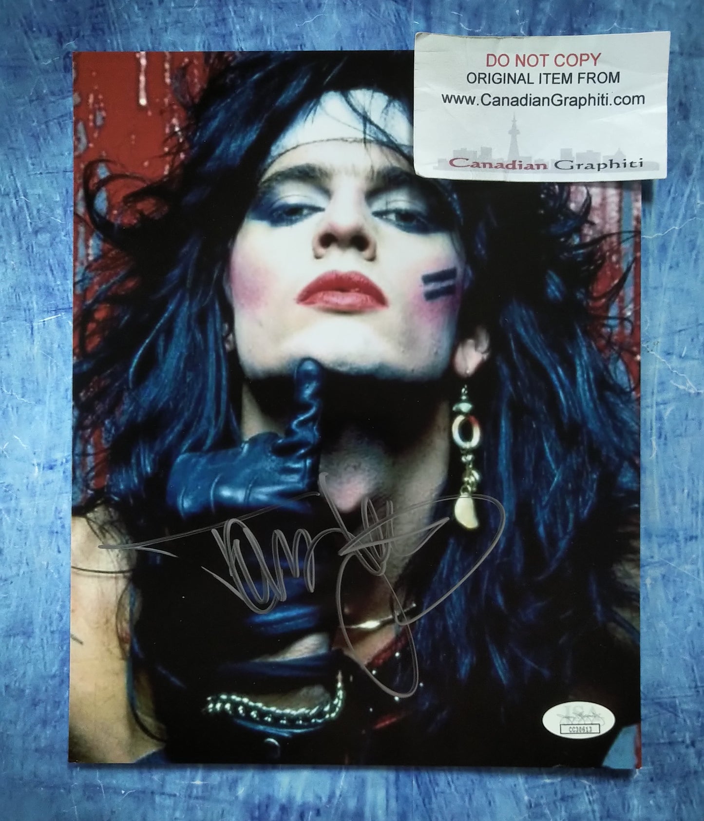 Tommy Lee Hand Signed Autograph 8x10 Photo JSA COA Motley Crue