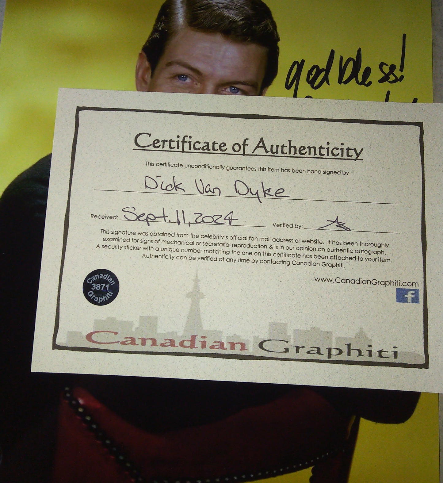 Dick Van Dyke Hand Signed Autograph 8x10 Photo COA